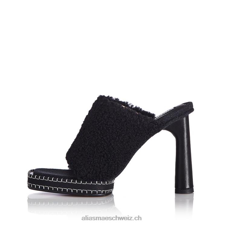 CH Alias Mae Giselle Schwarz V6F8N34
