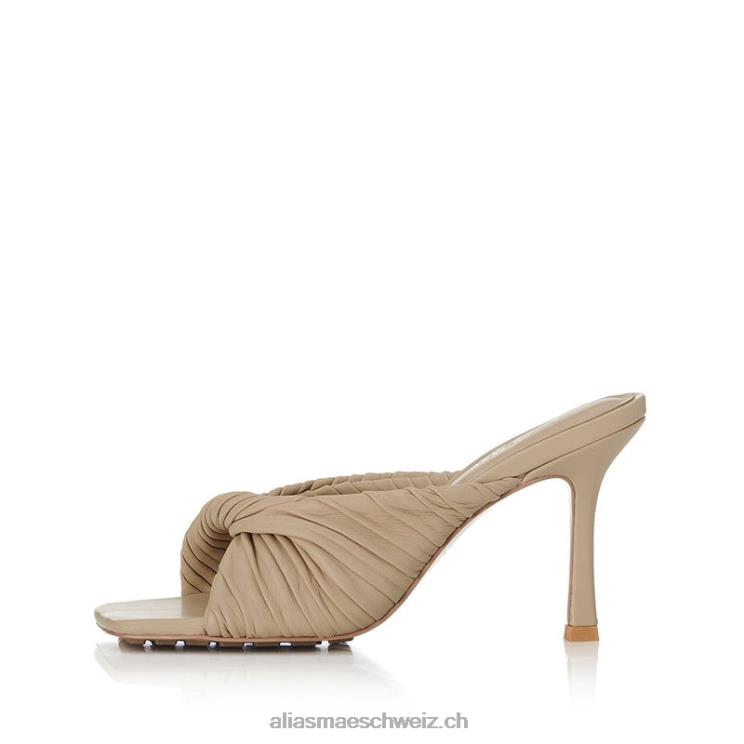 CH Alias Mae lew Naturleder V6F8N45