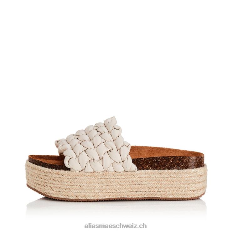CH Alias Mae Wilma Creme V6F8N152